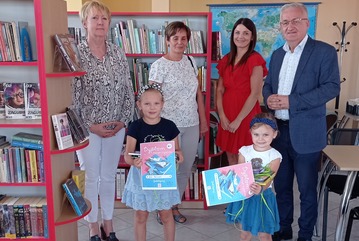 LAUREATKI AKCJI „MAŁA KSIĄŻKA – WIELKI CZŁOWIEK”