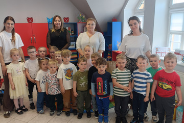 „MALINKI” I „SMERFY” W BIBLIOTECE